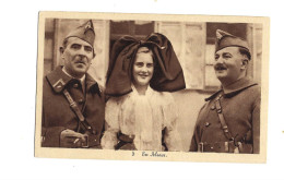 En Alsace.Alsacienne Et Officiers Français. - Patriotiques