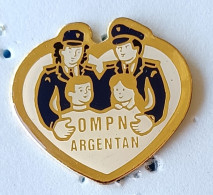 Pin's OMPN Argentan Police Orphelinat Mutualiste De La Police Nationale - Police