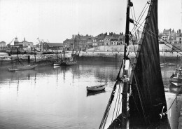 62 - CALAIS - N° 1734 Un Coin Du Port De Pêche. Bateaux. - Calais