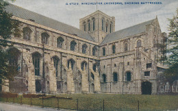 PC42751 Winchester Cathedral Showing Buttresses. Photochrom. Celesque. No G.4721 - Wereld