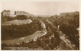 PC41650 Eton Gardens And Water Of Leigh From Dean Bridge. Edinburgh. RP - Wereld