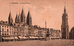 Tournay - La Grand'Place - Tournai