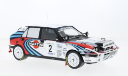 Lancia Delta Integrale 16V - Martini - Safari Rally 1990 #2 - Miki Biasion/T. Siviero - Ixo (1:18) - Ixo