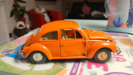 GAMA VW Maggiolino 1303 , Scala 1:24 VOLKSWAGEN - Sonstige & Ohne Zuordnung