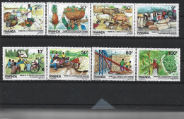 1985 RWANDA 1165-72 ** Production Vivrière, Poules, Lapins, Fruits, Vélo - Unused Stamps