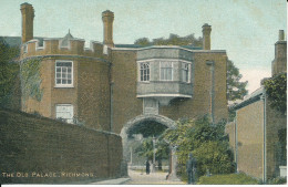 PC44146 The Old Palace. Richmond. M. And L. F. G. C Series - World