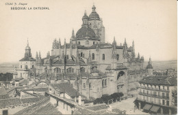 PC38557 Segovia. La Catedral. J. Dugue. B. Hopkins - World