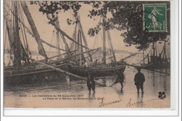 ADGE - Les Inondations Du 26 Septembre 1907 - La Place De La Marine, Les Barques Sur Le Quai - Très Bon état - Agde