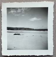 1956 - Photo Originale - BAIE DES TRÉPASSÉS (France) - 6,5 X 6 Cm. - Lieux