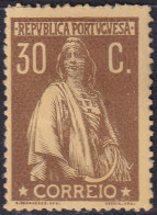 Portugal 1917 Sc 221 Mundifil 234 MH* Paper Adhesion On Gum - Unused Stamps
