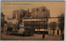 (79) 065, Niort, Collection Galeries Parisiennes Colorisée Toilée 25, Place Du Donjon Et Statue Ricard - Niort