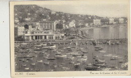 Cannes 06  Carte Glacée Circulée Timbrée  Vue Sur Le Casino Et La Croisette Et Port Tres Animée - Cannes