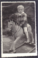 Rocking Horse Boy Boys Photo 9 X 13 Cm (see Sales Conditions) - Personas Anónimos