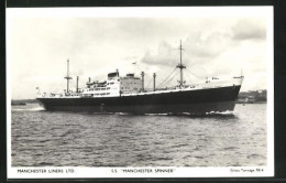 AK Handelsschiff S. S. Manchester Spinner In Küstennähe  - Commerce