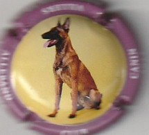 Capsule Champagne STRAUSS_GEORGETON { NR : CLUB CANIN 2023 , Chien Malinois , Contour Violet } {S13-24} - Sonstige & Ohne Zuordnung