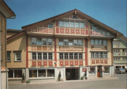 82759 - Schweiz - Appenzell - Marktgasse, Restaurant Traube - Ca. 1980 - Sonstige & Ohne Zuordnung