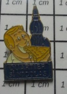 222 Pin's Pins / Beau Et Rare / VILLeS / QUARTIer SAINT NICOLAS Comme Si Il N'y En Avait Qu'un !!! - Städte