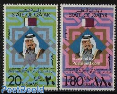 Qatar 1977 Khalif Ben Hamad 2v, Mint NH, History - Kings & Queens (Royalty) - Familles Royales