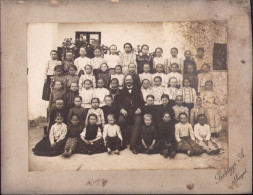 Photo Teacher With Children At School Studio Szilágyi A, Szeged P2/782 - Identifizierten Personen