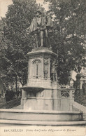 CPA Bruxelles-Statue Des Comtes D'Egmont Et De Hornes      L2798 - Monumenti, Edifici