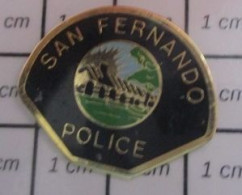 2020 Pin's Pins / Beau Et Rare / POLICE / SAN FERNANDO POLICE USA ? - Food