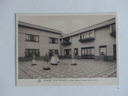 Belgique  : Bruxelles  - Hôtel Métropole - Le Patio Intérieur Du Quartier édifié En 1935 - Bar, Alberghi, Ristoranti