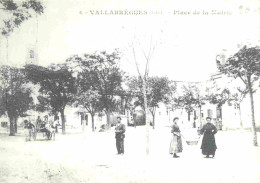 Reproduction CPA - 30 Vallabrègues - 12 - Place De La Mairie - CPM - Voir Scans Recto-Verso - Autres & Non Classés