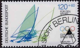 RFA Poste Obl Yv:1040 Mi:1208 Für Den Sport Olympische Spiele Segelsurfen (TB Cachet Rond) (Thème) - Zeilen