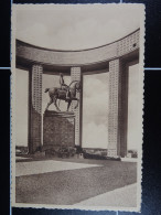 Nieuport Monument Au Roi Albert à L'Yser - Nieuwpoort