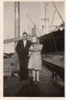 Photographie Photo Vintage Snapshot Batellerie Péniche Batelier Bateau - Bateaux