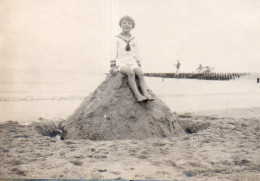 Photographie Photo Vintage Snapshot Enfant Plage Sable Marée - Lieux