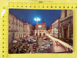 CT-06117- CAPUA (CASERTA) PIAZZA DEI GIUDICI - NOTTURNO - ANIMATISSIMA AUTO EPOCA VIAGGIATA 1970 - Autres & Non Classés