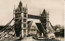 PC00059 Tower Bridge. London. 1960. RP - Autres & Non Classés