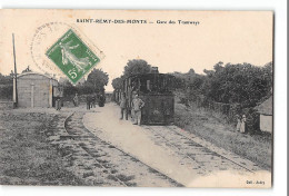 CPA 72 St Saint Remy Des Monts La Gare Et Le Train Tramway - Autres & Non Classés