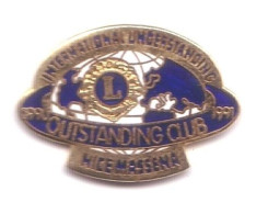 DD176 Pin's Lion's Lions Club Nice Massena OUTSTANDING CLUB Qualité EGF Achat Immédiat - Associations