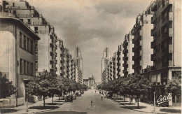 Villeurbanne * Avenue Henri Barbusse - Villeurbanne