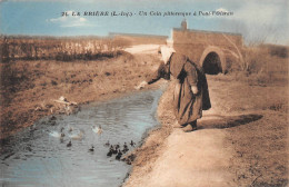 LA BRIERE    PONT L OISEAU   FEMME EN COIFFE - Andere & Zonder Classificatie