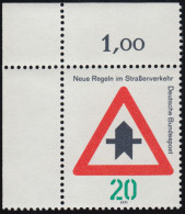 666 Straßenverkehr 20 Pf Vorfahrt ** Ecke O.l. - Unused Stamps
