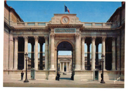 Paris, Assemblée Nationale , Le Palais Bourbon,entrée Rue De L'université - Autres Monuments, édifices