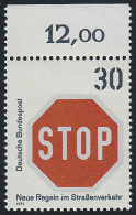 667 Straßenverkehr 30 Pf Halt STOP ** Oberrand - Unused Stamps