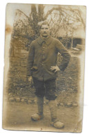 CARTE PHOTO D'UN PRISONNIER DE GUERRE DU 67 -ème REGIMENT INFANTERIE AU CAMP DE GIESSEN  - MILITARIA - War 1914-18