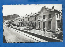 CPSM Dentelée - 09 - Lavelanet - Ecole De Filles - Non Circulée - Lavelanet