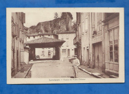 CPA - 09 - Lavelanet - Ruines Du Vieux Château - Animée - Non Circulée - Lavelanet