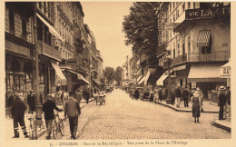 CPA Avignon-Rue De La République-Vue Prise De La Place De L'horloge-35    L2800 - Avignon