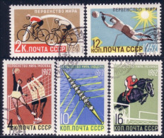 773 Russie 1962 Vollyball Cyclisme Bicycle Horse Cheval Pferd (RUK-105) - Usati