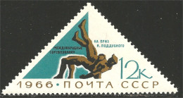 772 Russie 1966 Lutte Wrestling Wrestlers Lutteur MNH ** Neuf SC (RUC-360) - Lutte