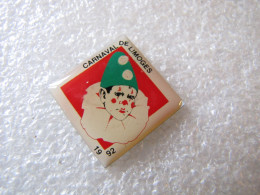 PIN'S     CARNAVAL  DE LIMOGES  CLOWN - Städte