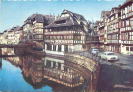 Automobiles - Strasbourg - La Maison Des Tanneurs - Carte Dentelée - CPSM Grand Format - Voir Scans Recto-Verso - Voitures De Tourisme