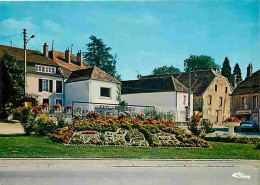 52 - Fayl-Billot - Place De La Barre - Fleurs - Automobiles - CPM - Voir Scans Recto-Verso - Fayl-Billot