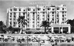 Cannes * Façade De L'hôtel MARTINEZ - Cannes